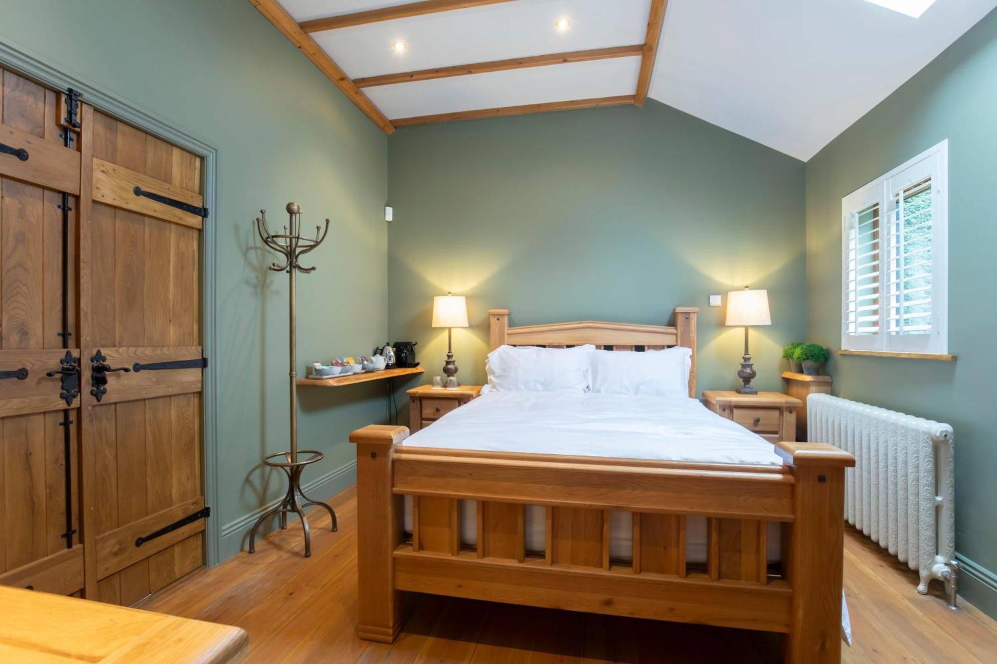 Stable Lodge - Boutique Bed & Breakfast Shurdington Exterior foto